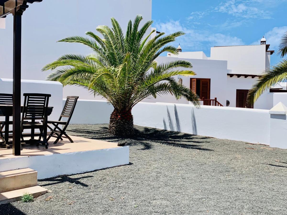 Lovely Casa Felicidad, swimming pool, Wifi x private garden Playa Blanca  Exterior foto