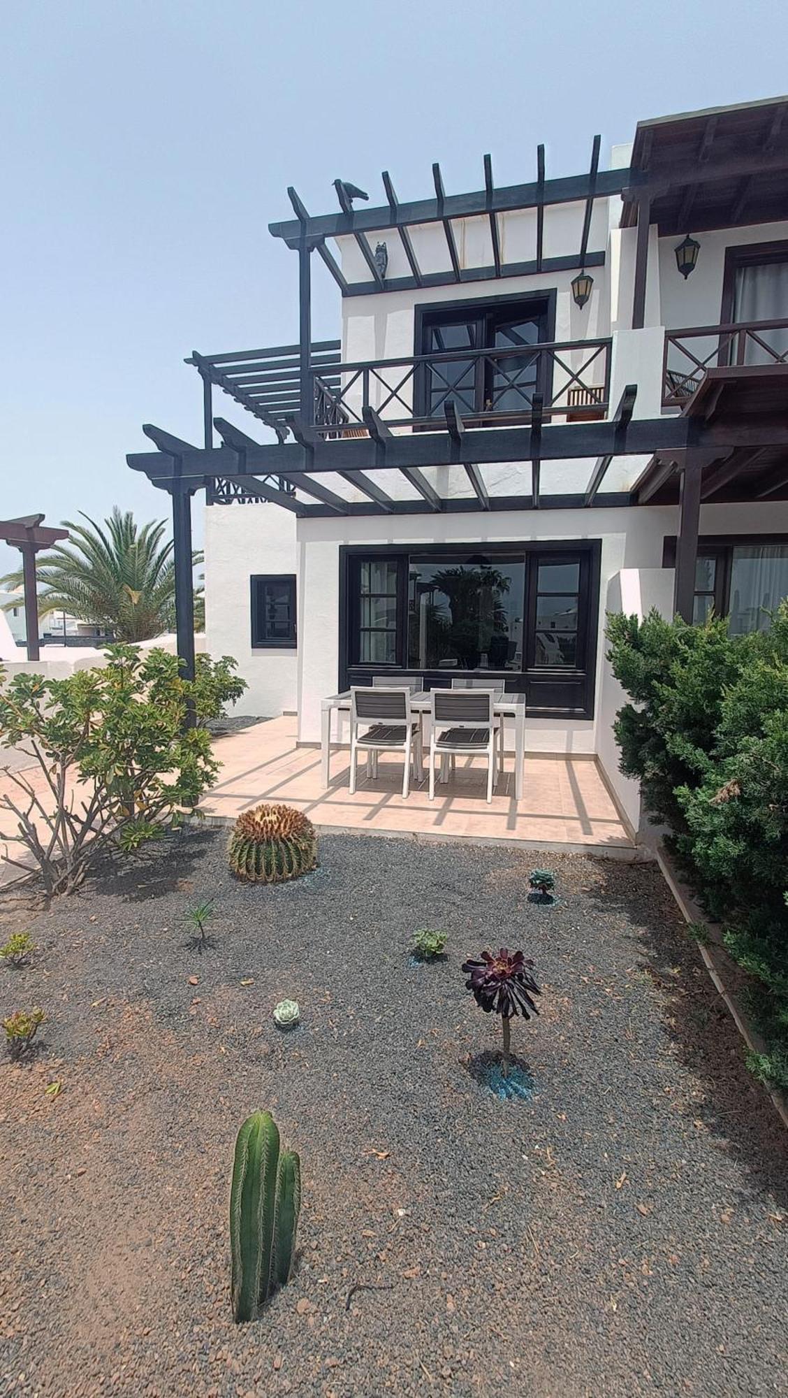 Lovely Casa Felicidad, swimming pool, Wifi x private garden Playa Blanca  Exterior foto