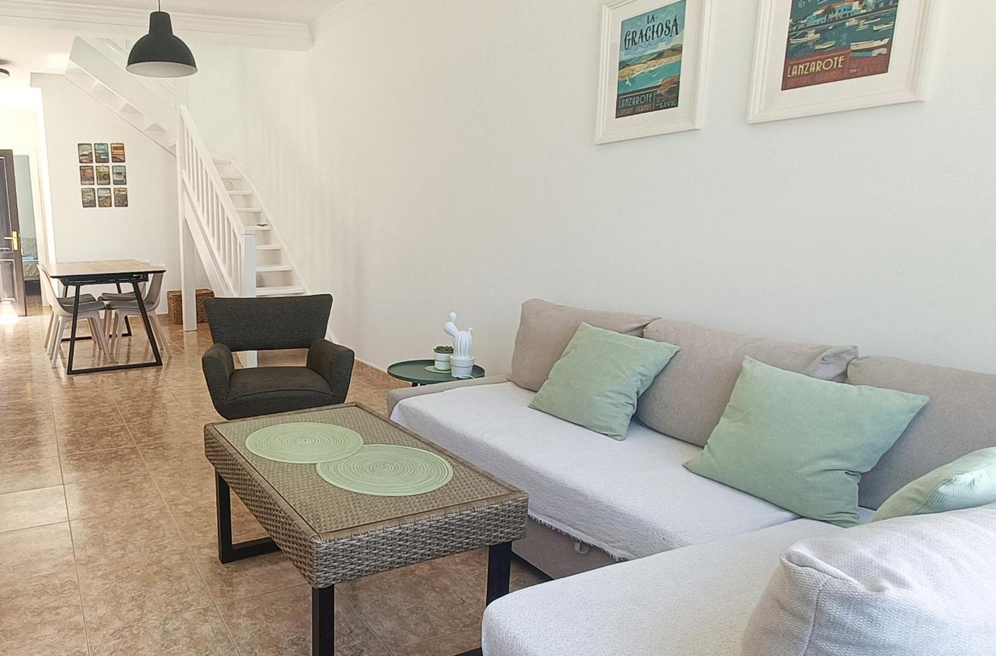 Lovely Casa Felicidad, swimming pool, Wifi x private garden Playa Blanca  Exterior foto