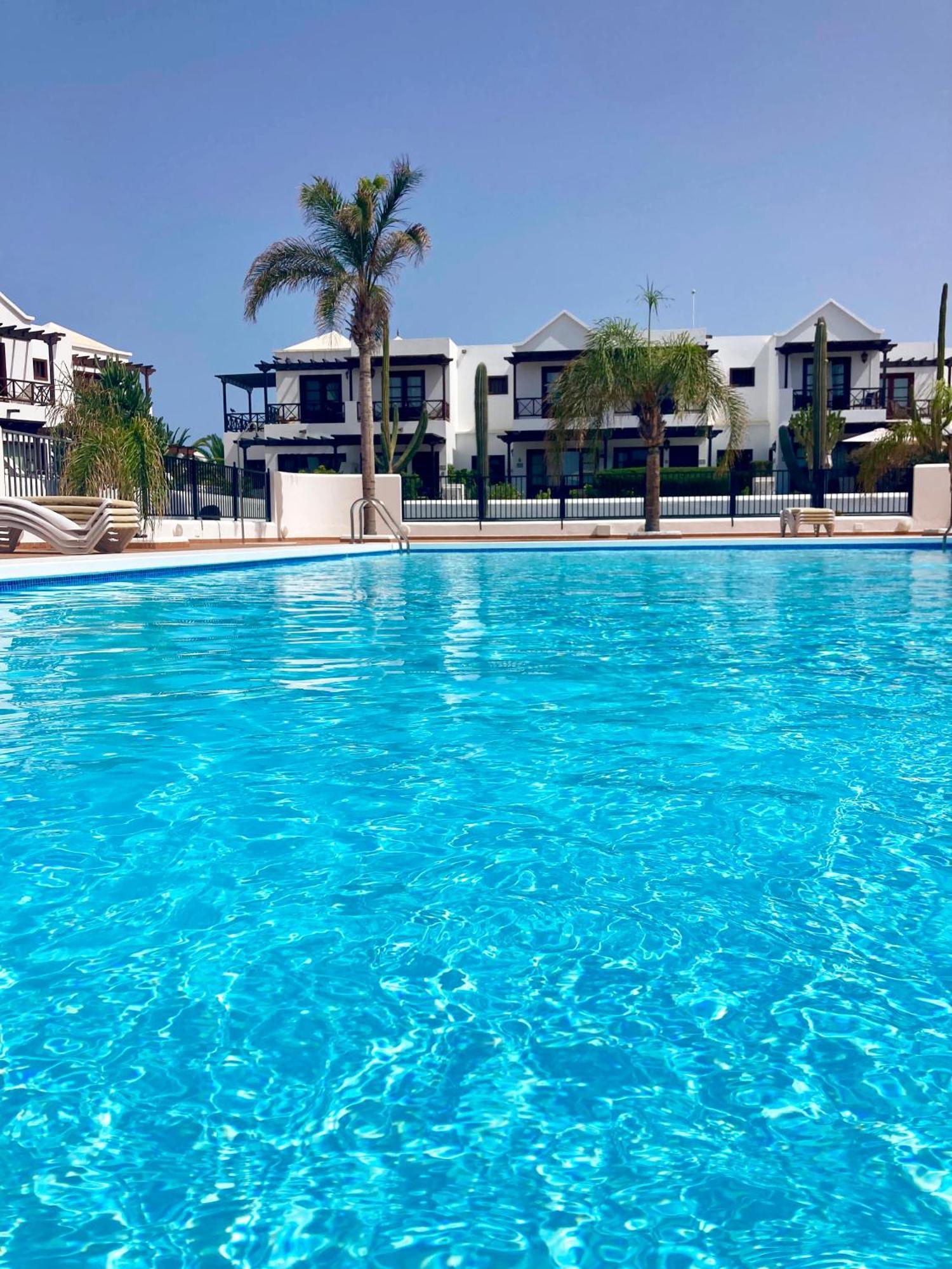 Lovely Casa Felicidad, swimming pool, Wifi x private garden Playa Blanca  Exterior foto
